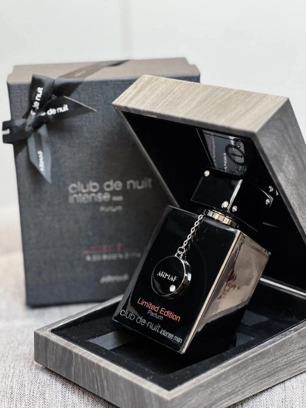 Club de Nuit intense man Limited 2023